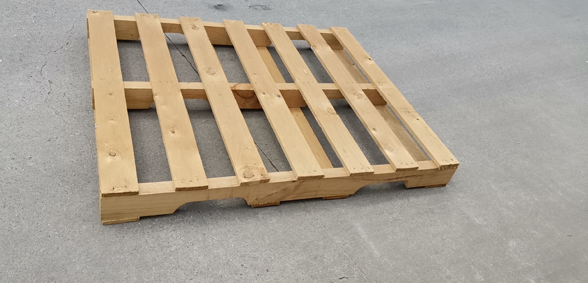 滦县根据材质选择木托盘